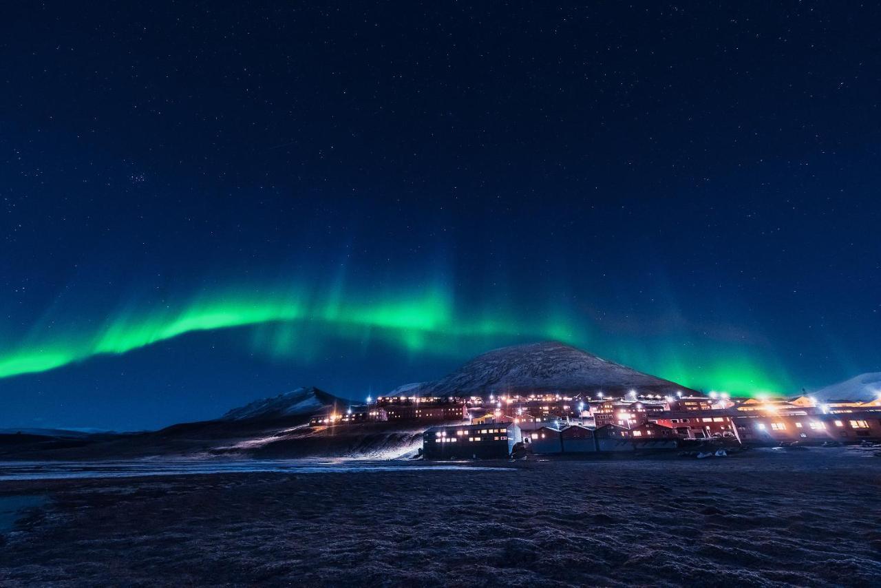 Svalbard Hotell | Polfareren Longyearbyen Luaran gambar