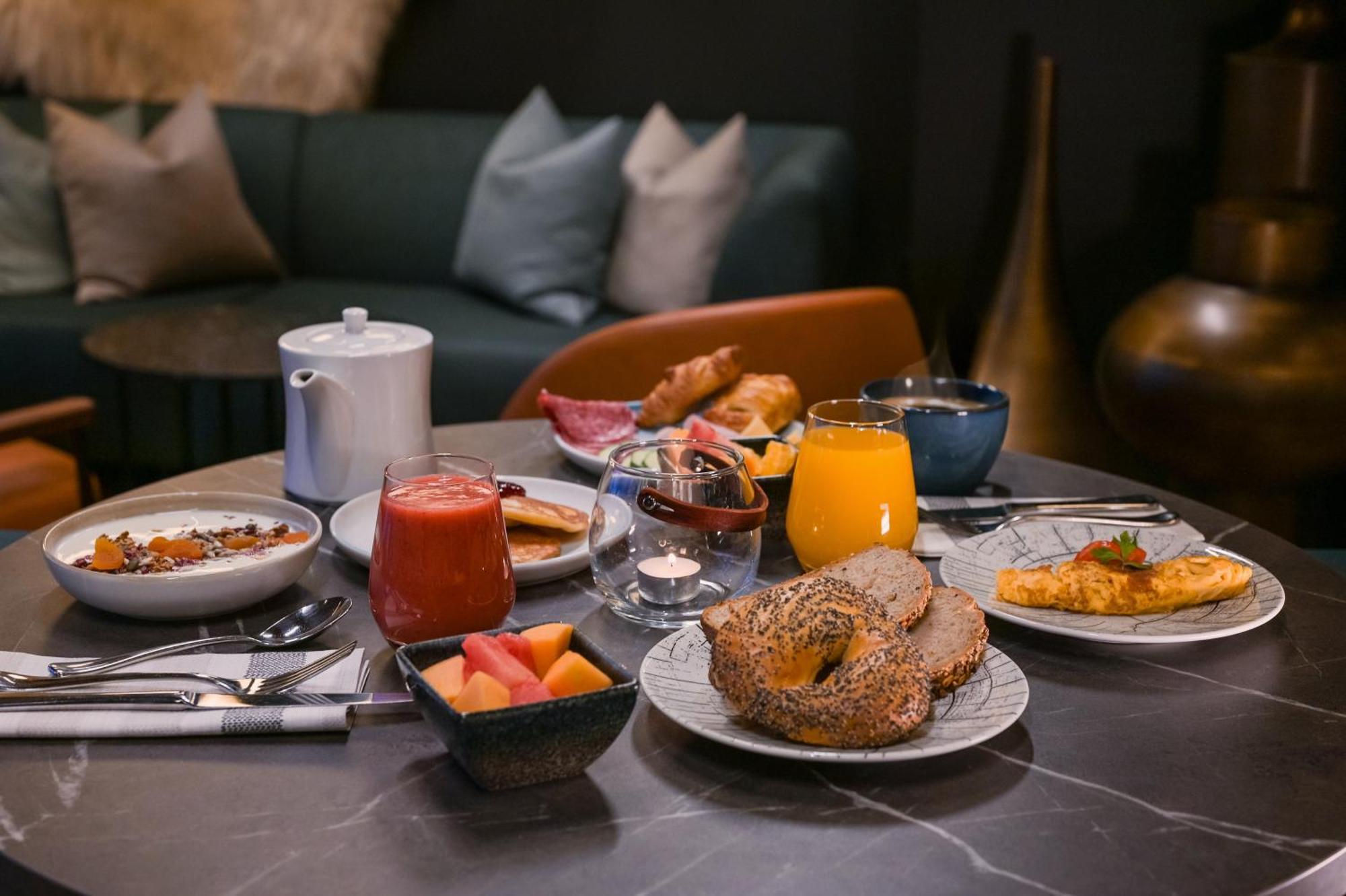 Svalbard Hotell | Polfareren Longyearbyen Luaran gambar
