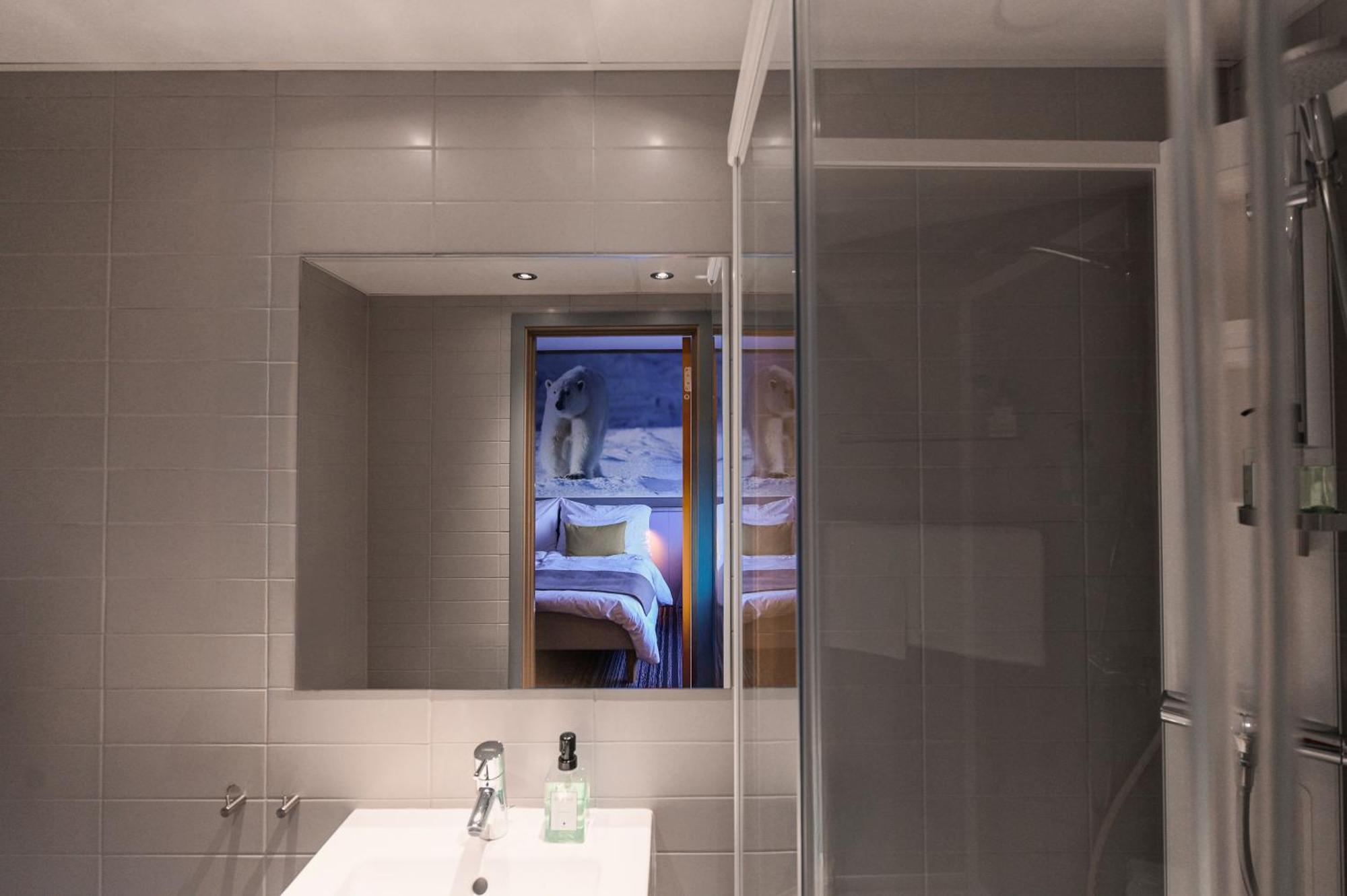 Svalbard Hotell | Polfareren Longyearbyen Luaran gambar
