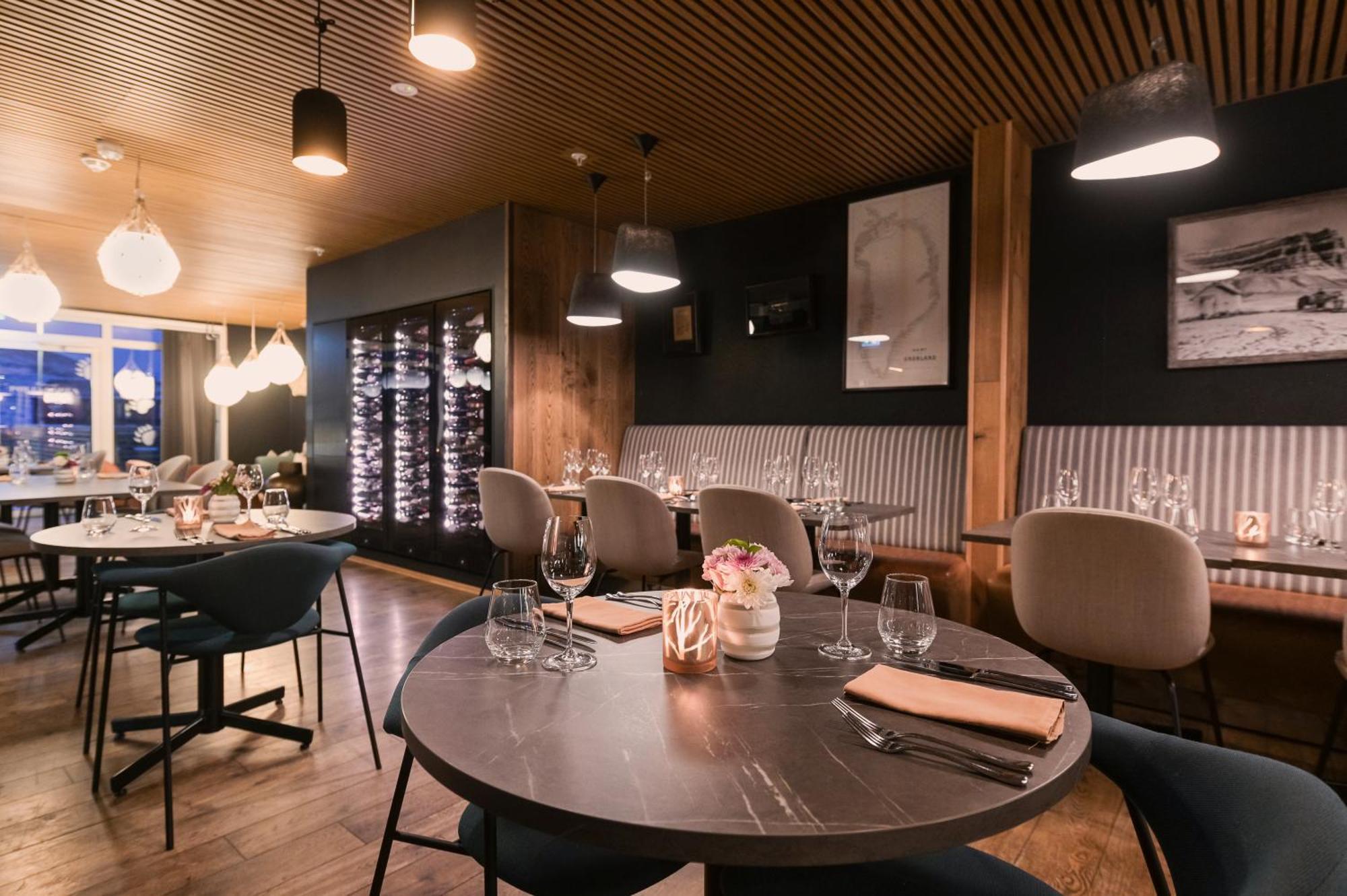 Svalbard Hotell | Polfareren Longyearbyen Luaran gambar