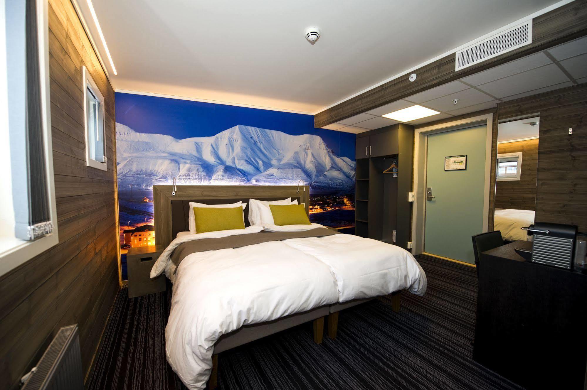 Svalbard Hotell | Polfareren Longyearbyen Luaran gambar